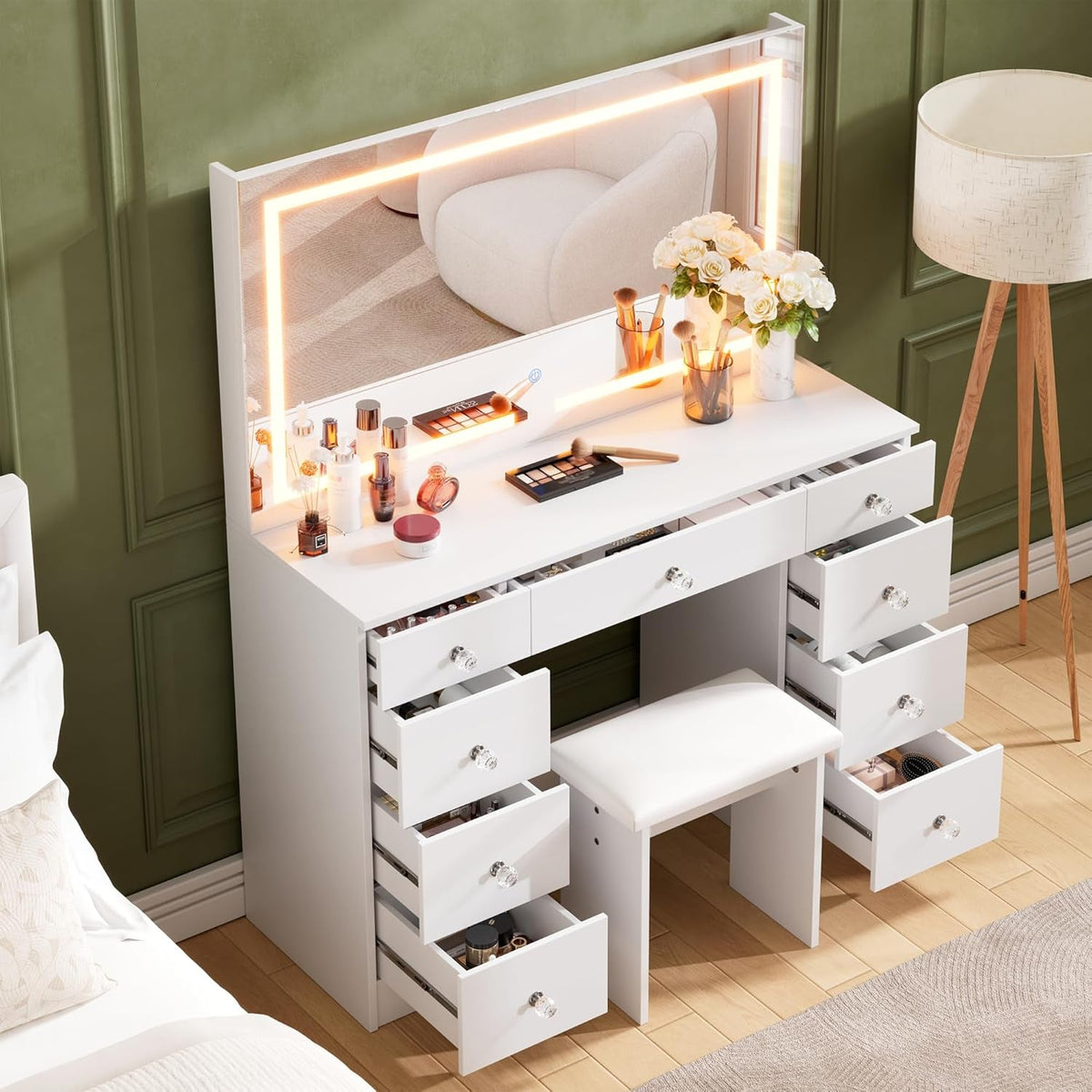 Amelie Illuminated Vanity Desk