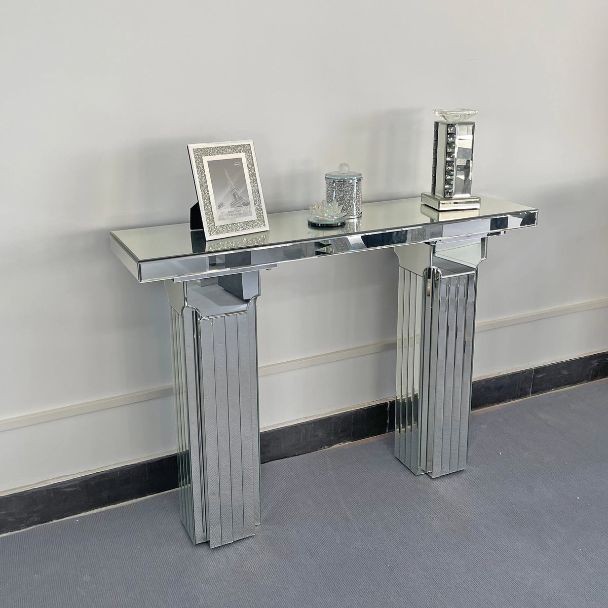Virelle Mirrored Console Table