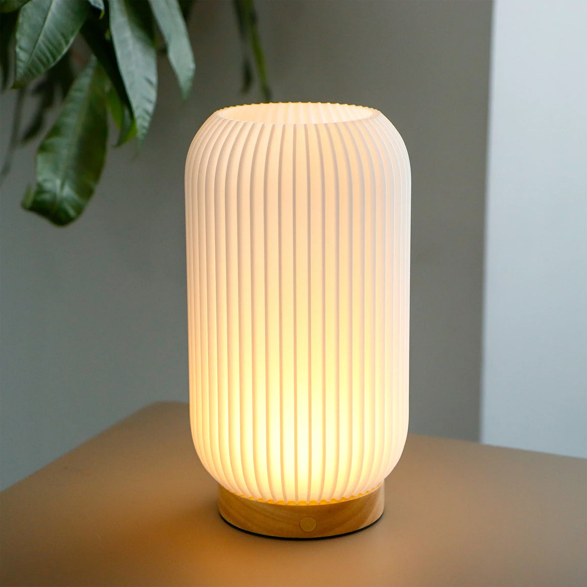 Ribbed Touch Table Lamp