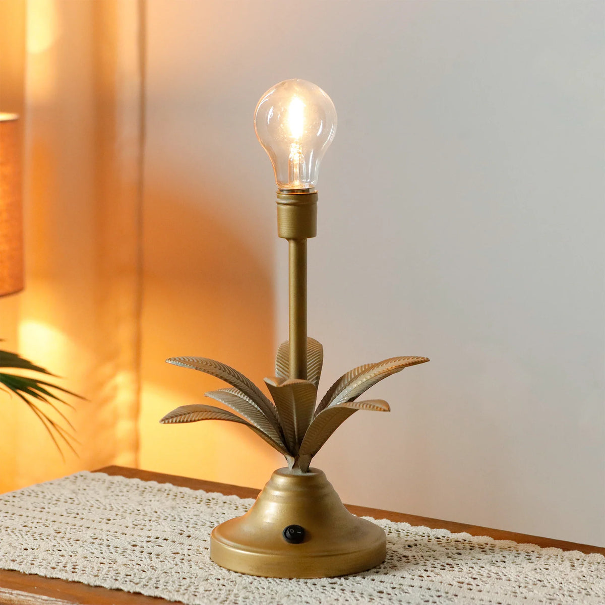 Antique Gold Botanical Table Lamp